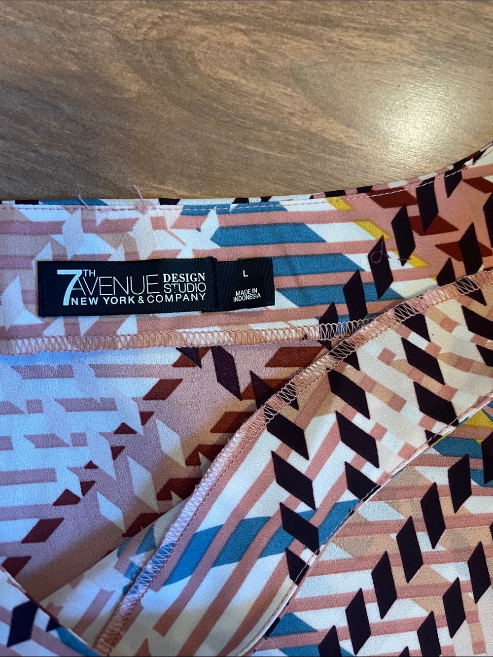 New York & Company Pink Multi-Color Plaid split sleeve Tie-Shoulder Blouse - Picture 7 of 8